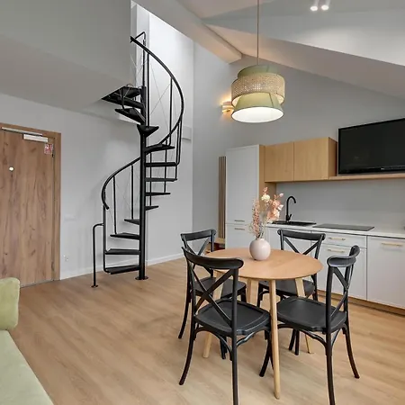 Waterlane Vintage - Fitness & Gym By Downtown 格但斯克