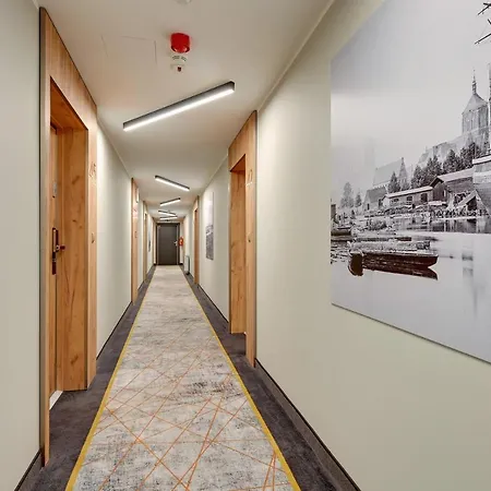 Waterlane Vintage - Fitness & Gym By Downtown