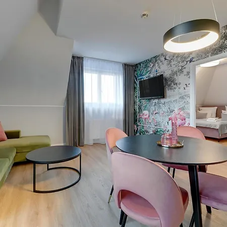 Апарт-отель Waterlane Vintage - Fitness & Gym By Downtown 4*
