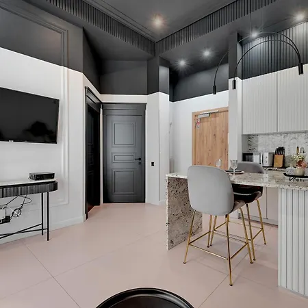 Waterlane Vintage - Fitness & Gym By Downtown