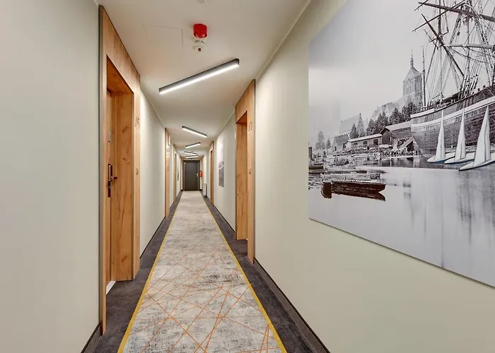 Waterlane Vintage - Fitness & Gym By Downtown